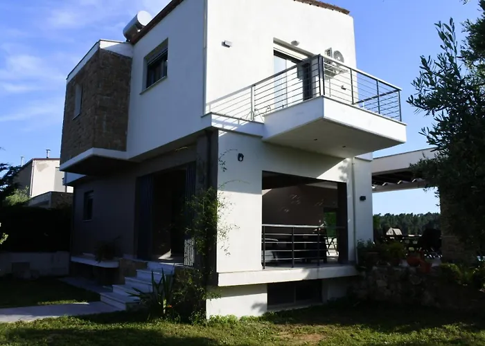 Aggelos Villa Kriopijí
