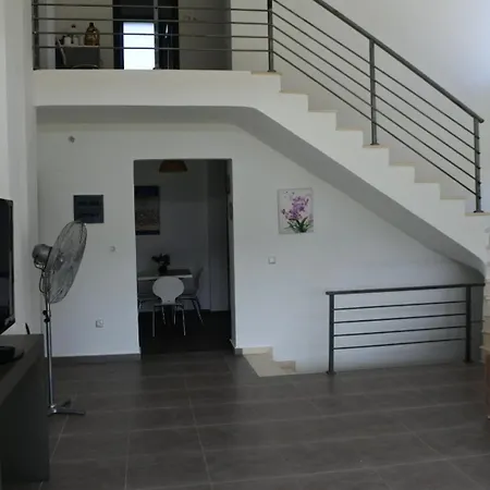 Villa Aggelos