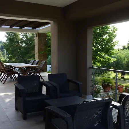 Villa Aggelos *