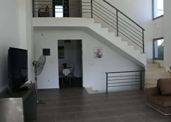 Villa Aggelos